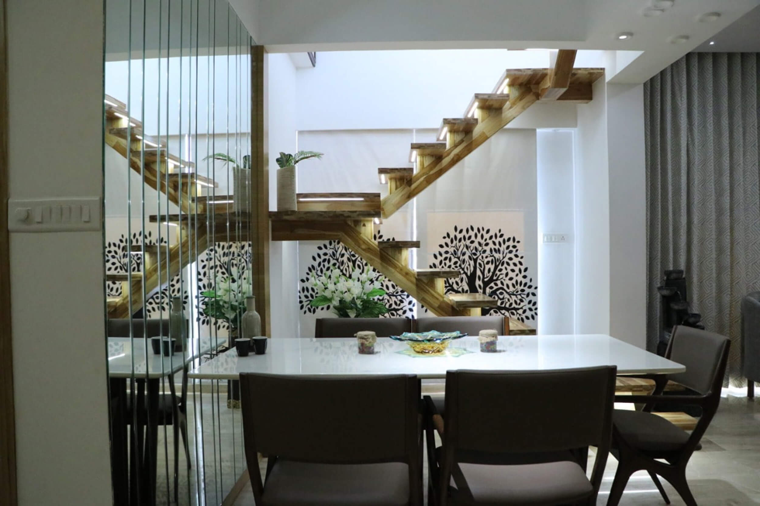 Mirror Wall Paneling at Dining