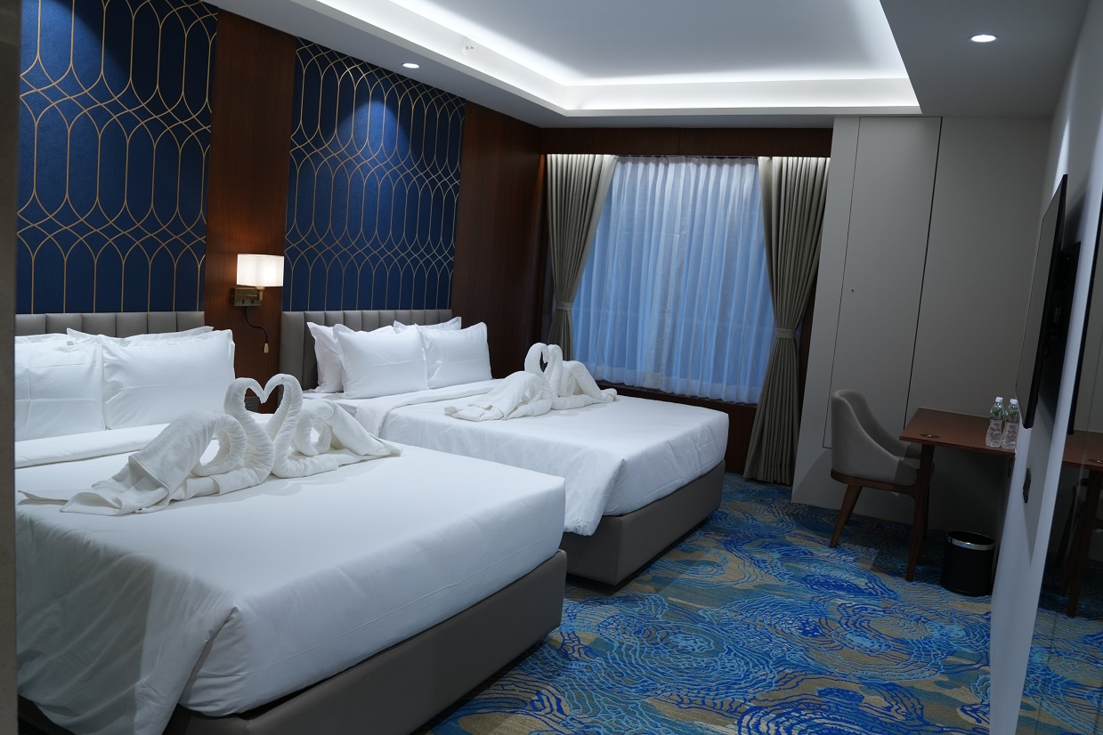 Rooms & Spa